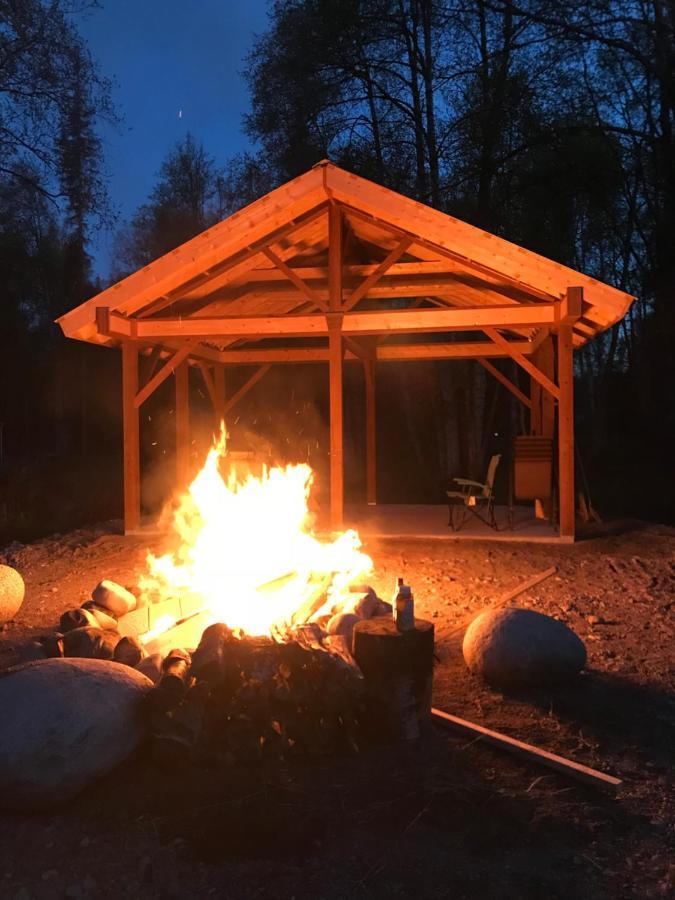 Talkeetna Wilderness Lodge & Cabin Rentals Sunshine Exterior photo